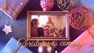 Videohive Warm Christmas Memories frame Gold DIZAYNPROJECT.mp4_snapshot_00.32_[2022.11.27_14.50.17]